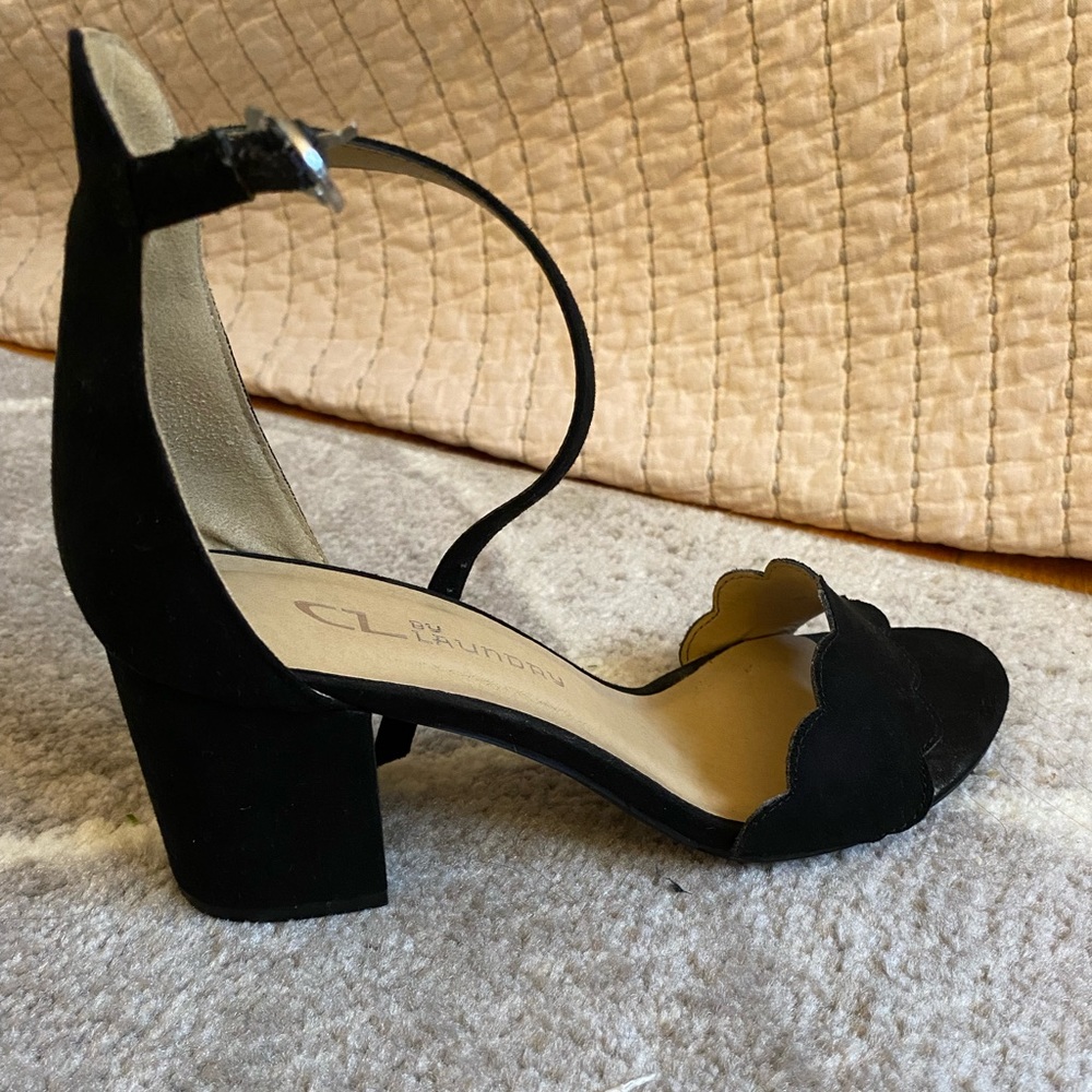 Francesca’s Scallop Toe Heels